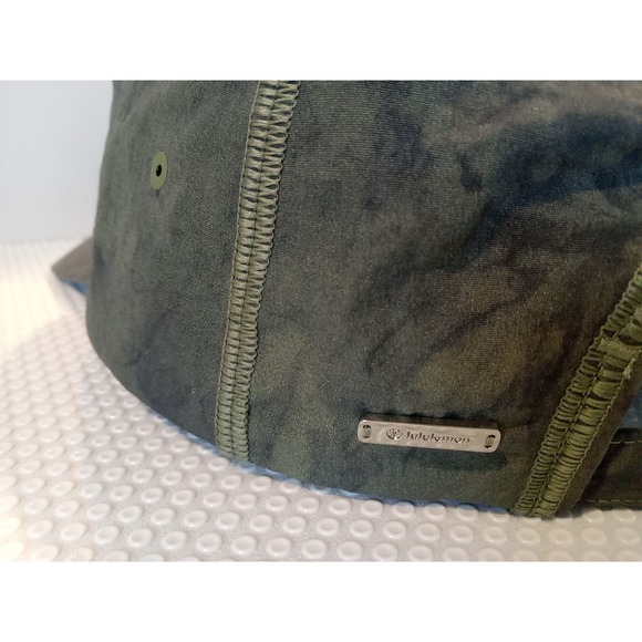 Lululemon Women Aquila Green Adjustable‎ Strap Athletic Running EUC Size OS main image 8